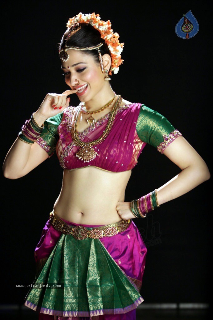 Tamanna New Hot Gallery - 19 / 140 photos