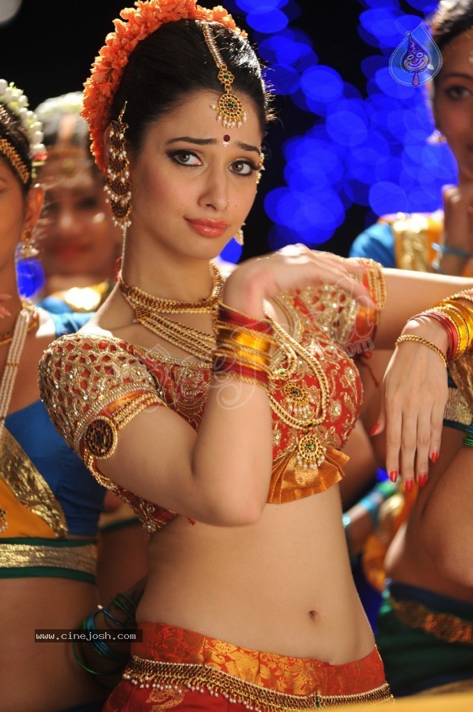 Tamanna New Hot Pics - 11 / 35 photos