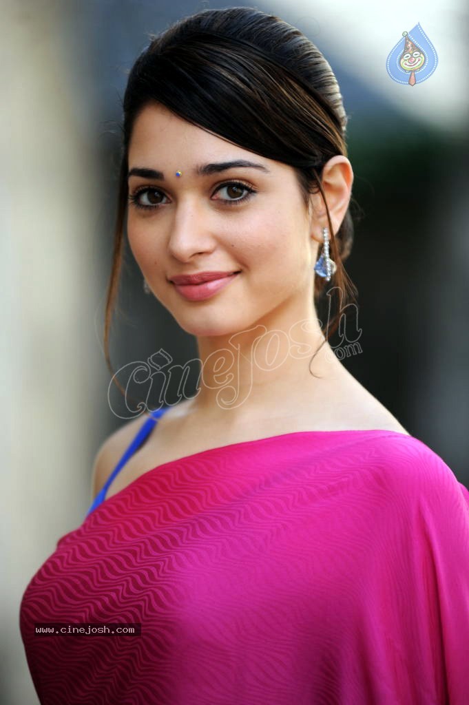 Tamanna Spicy Photos - 21 / 97 photos