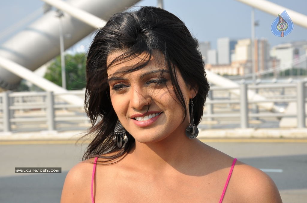 Tashu Kaushik Spicy Stills - 6 / 70 photos