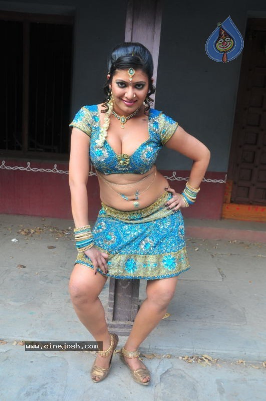 Taslima Sheik Spicy Gallery  - 11 / 57 photos