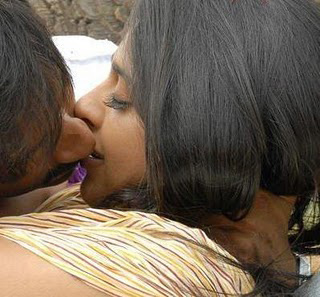 Krishnavamsi to open her 'F' Affair Krishnavamsi to open her 'F' Affair
