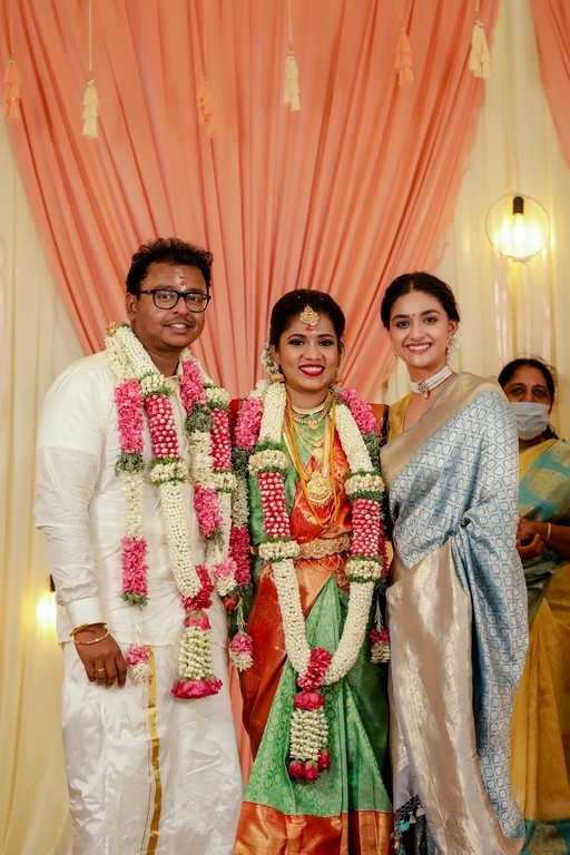 Cinematographer GK Vishnu Wedding Photos - 2 / 3 photos