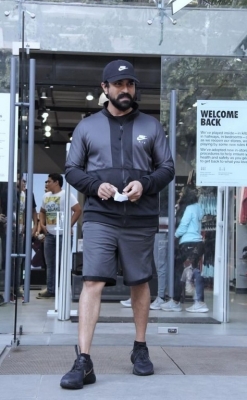 Ram Charan Spotted at Nike Store in Mumbai - 3 of 4