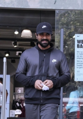 Ram Charan Spotted at Nike Store in Mumbai - 4 of 4