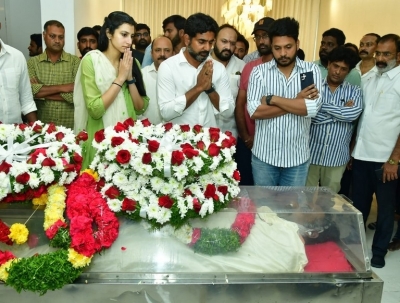 Celebs Pay Homage to Taraka Ratna - 4 of 49