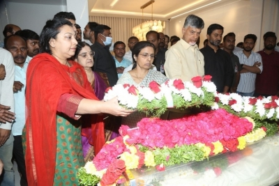 Celebs Pay Homage to Taraka Ratna - 13 of 49