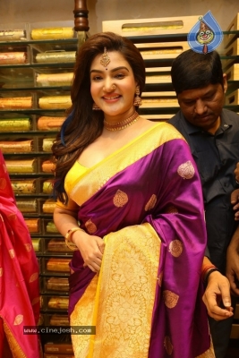 Mehreen launches Chandana Brothers Mall - 20 of 42