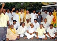 TDP MLAs stage dahrna in front of CM's office , arrested and released