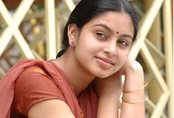 'Cinejosh' salutes Abhinaya of 'Shambho Shiva Shambho.'