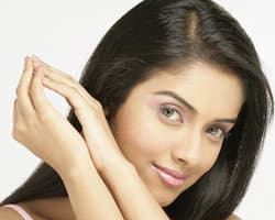 Asin cried before Salman for help