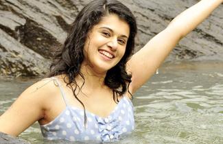 Tapsee came back to Hyd. crying