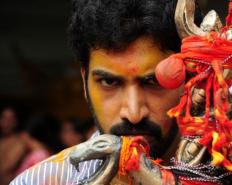 NTR thigh thumping before Pawan &amp; Nag