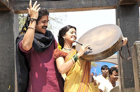 Nagarjuna's 'Two Eyes'!
