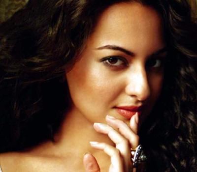 Sonakshi Becomes Meenakshi