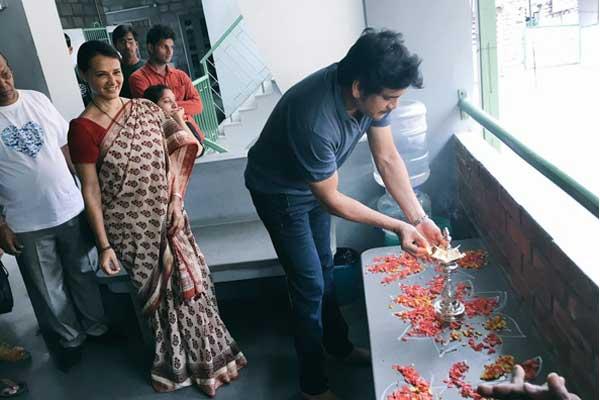 Akhil Happy with Nag &amp; Amala Charity