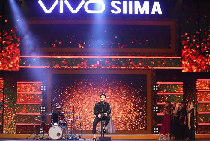 Heaps of Praises on Akhil