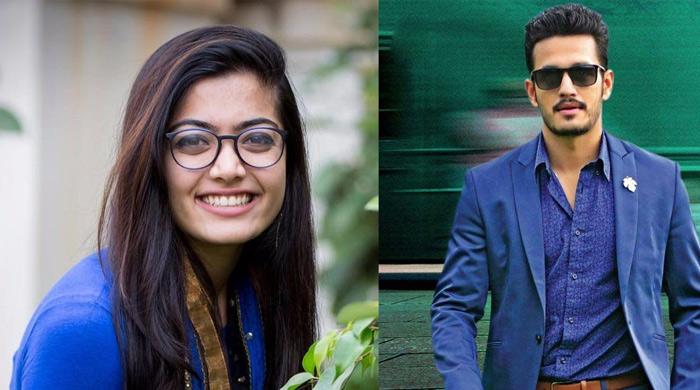 Akhil Wants This Hottie, But?