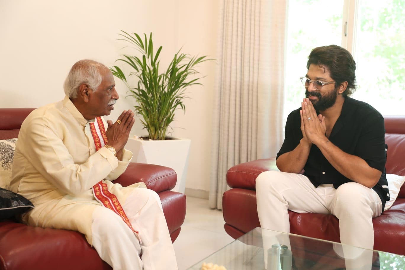 Allu Arjun meets Haryana Governor Bandaru Dattatreya