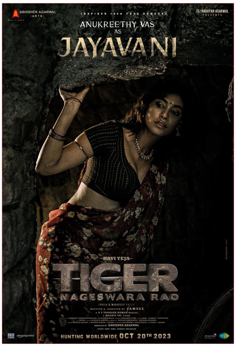 Anukreethy Vas Look From Tiger Nageswara Rao Revealed