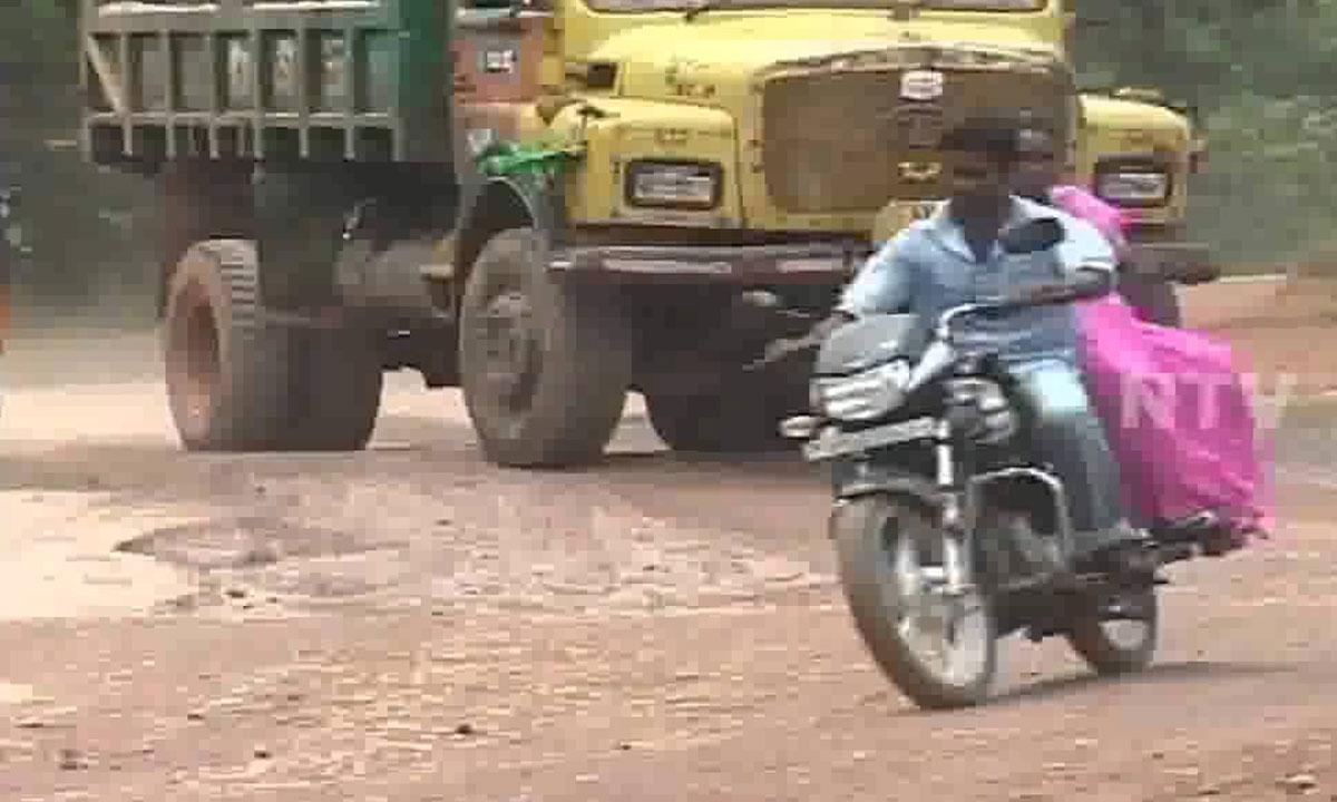 AP Roads: Bhoolokanarakam! Hell on Earth!!