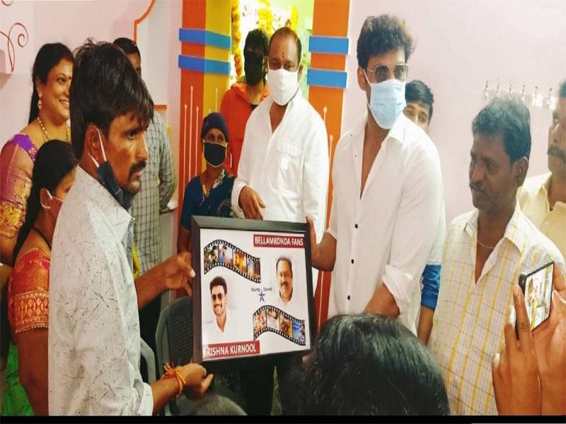 Bellamkonda Srinivas surprises his fan