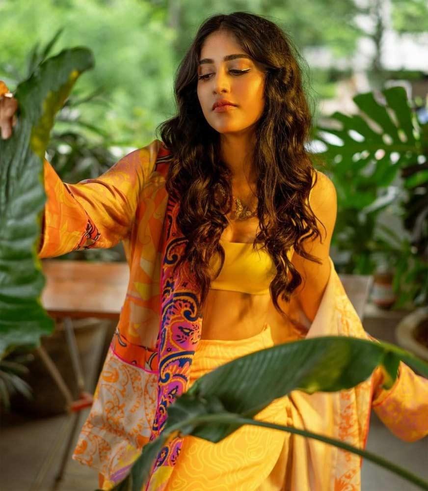 Chandini Chowdhary captivates in a tempting manner
