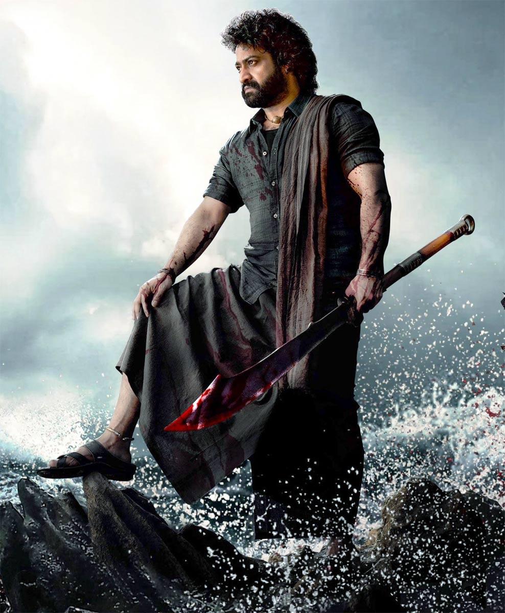 Devara: NTR is surrounded by Whales