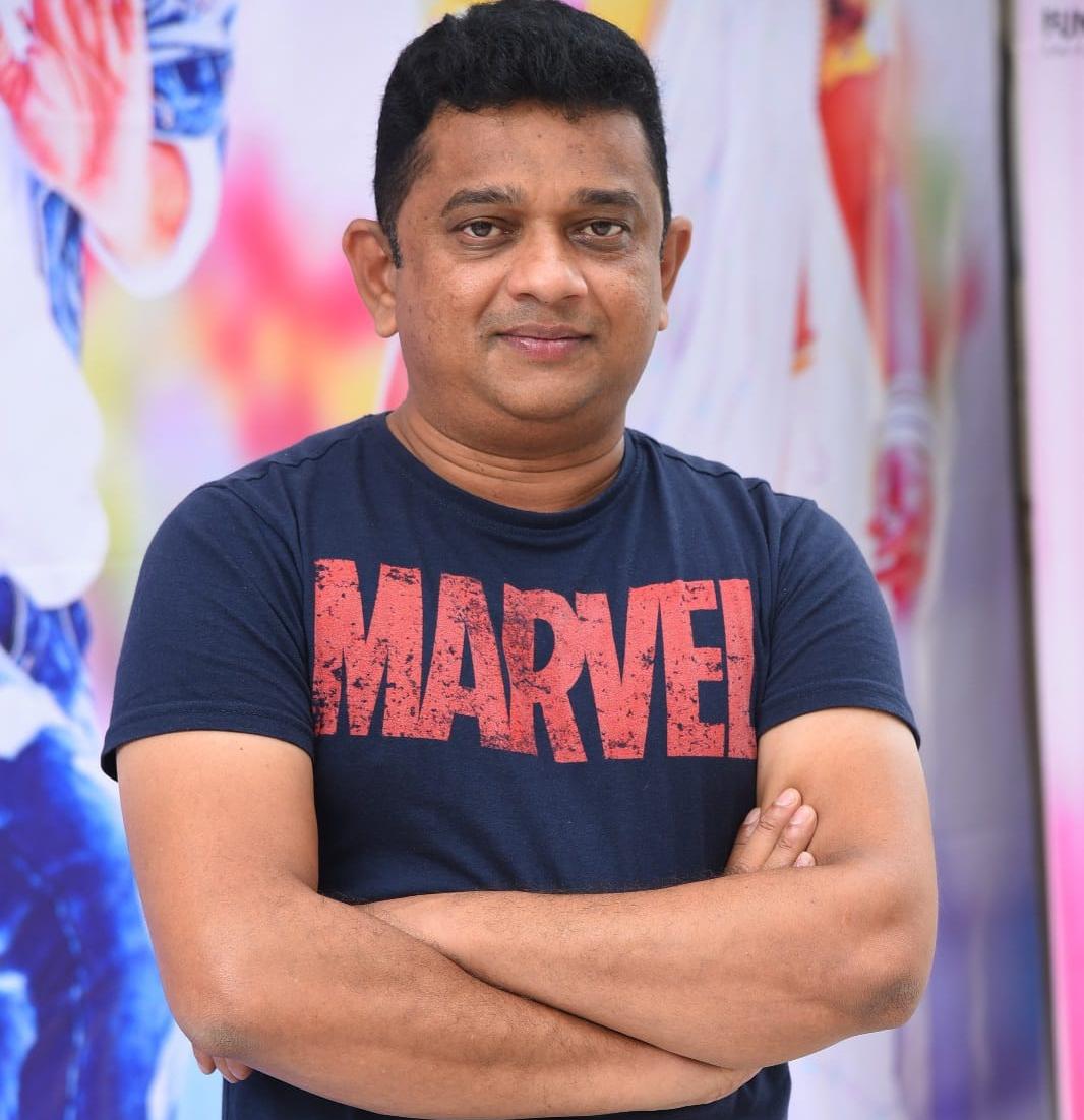 Director Apsar Wins Praise For Shivam Bhaje