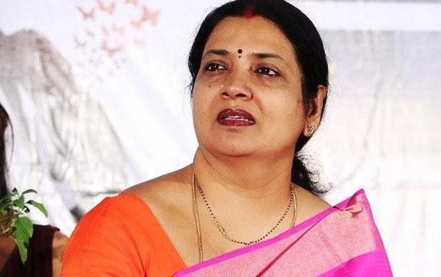Jeevitha says no one arrested her