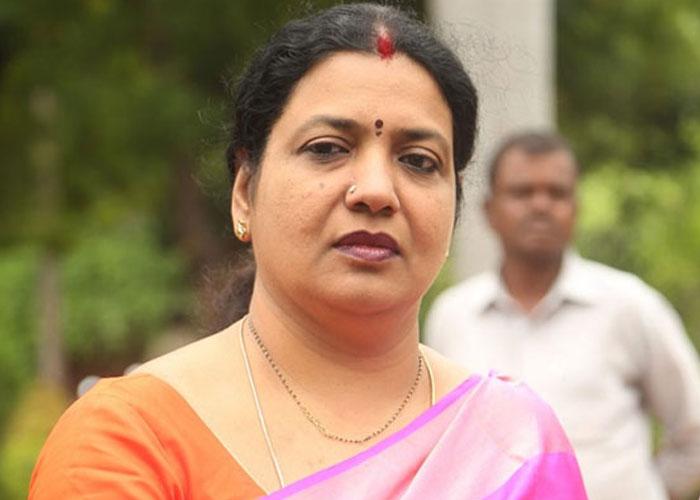 Jeevitha Spoilsport for Nandi Awards?