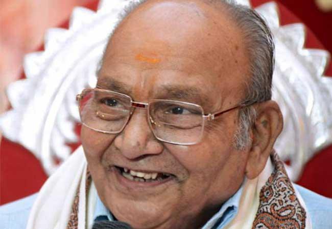 K Viswanadh &amp; Bapu Fans Shocked with Awards!