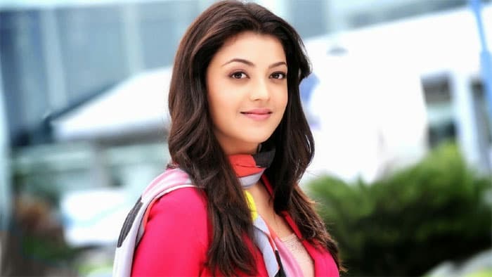 Kajal Back To Back Romance For Hefty Pay