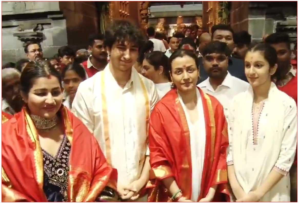 Namrata, Gautham and Sitara visit Tirupati