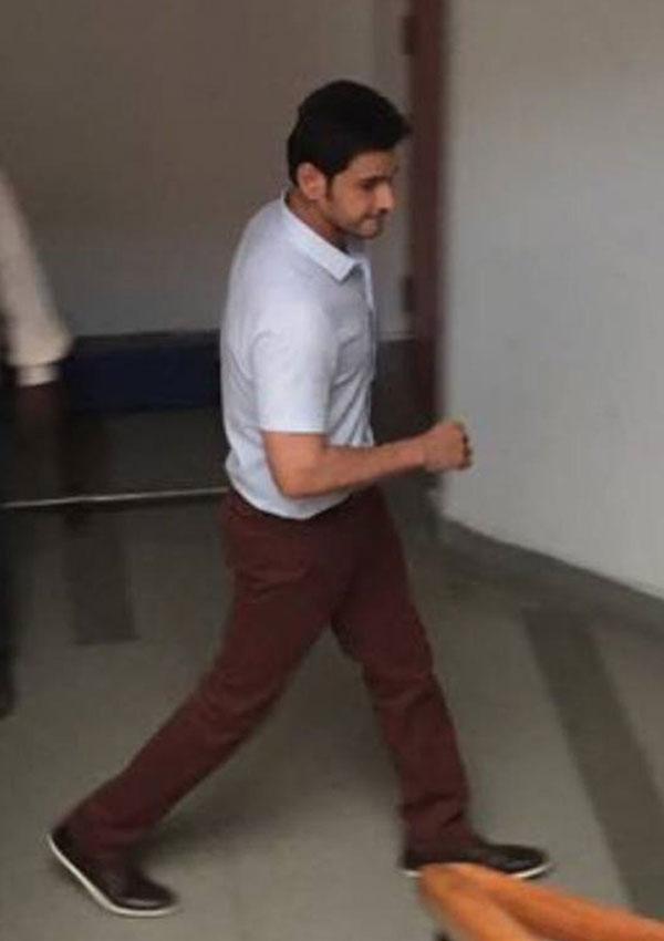Leaked Pic: Mahesh Looks Too Young