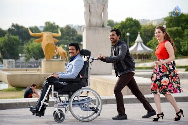 Pawan Kalyan Swallowing Oopiri
