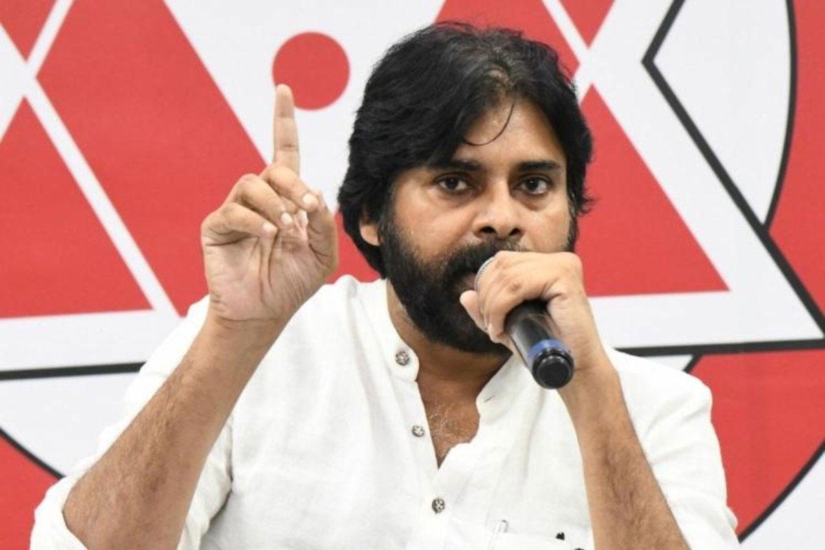 Pawan Breathes Fire on TS BJP