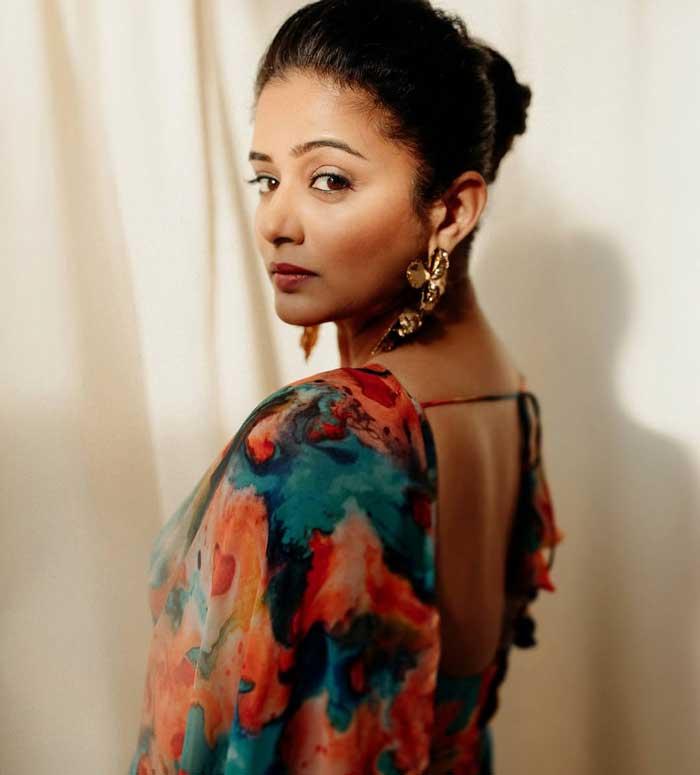 Priyamani to explore directing a film