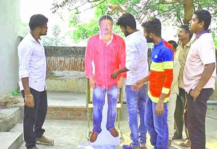 RGV Gets Palabhishekam!