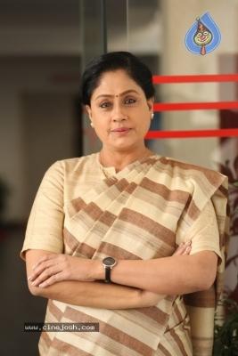 Lady Amitabh, Chiru Politics And Sarileru Shock