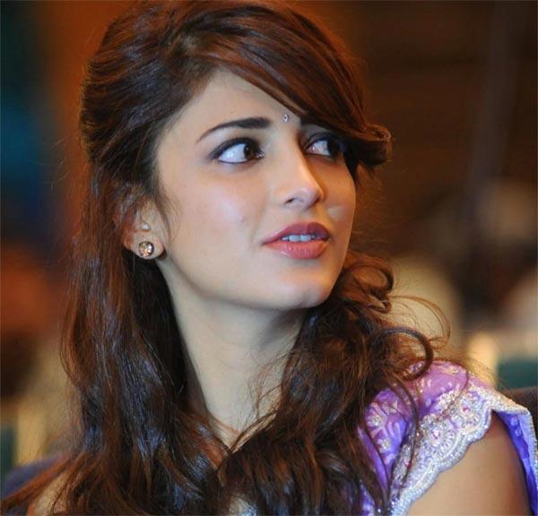 Has Shruti Got Respect For Gauthami?