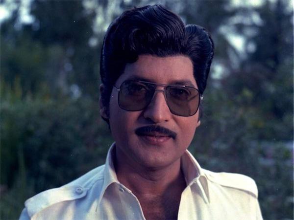 When Handsome Hero Set A Trend