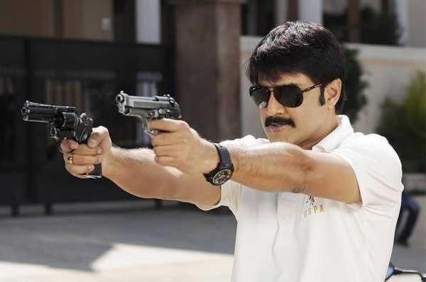 Srikanth Wondered with Charan &amp; Allu Arjun