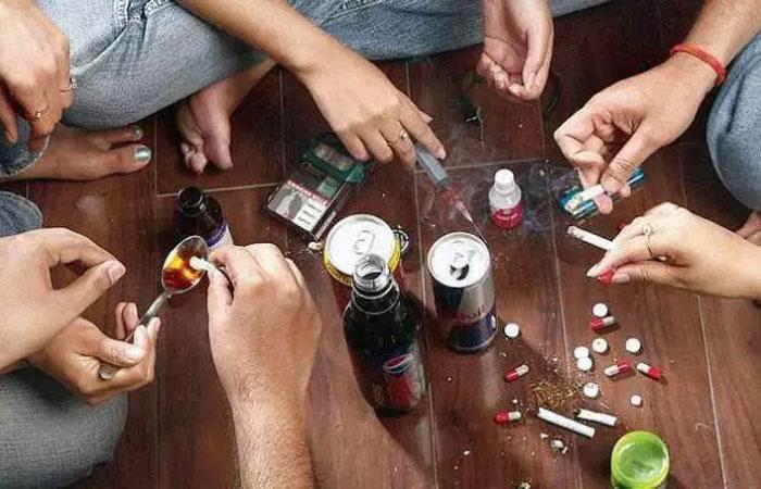 Who Are Those Celebs in Drug Racket?