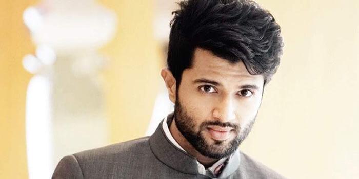 Devarakonda Dating Foreign Beauty!