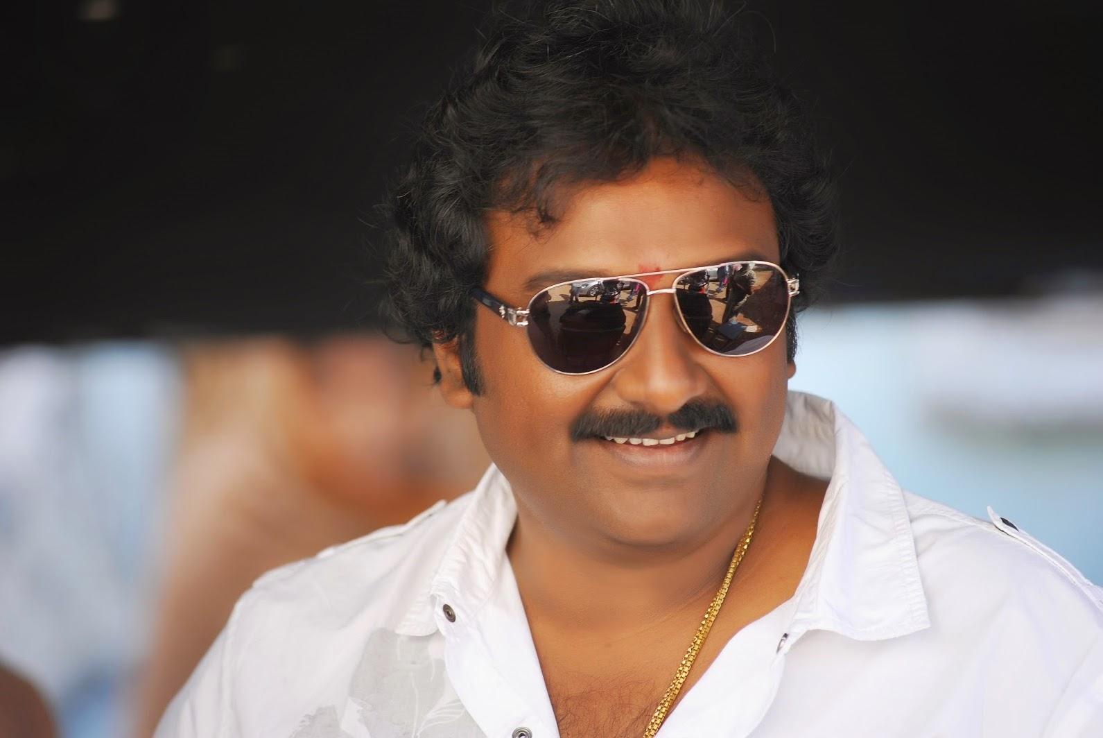Bollywood Writers Helping Vinayak