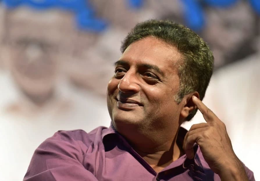 Prakash Raj visit to the hospital worries fans