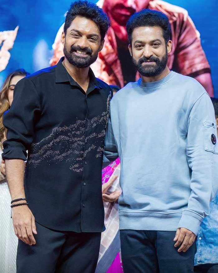 NTR watched Arjun S/O Vyjayanthi