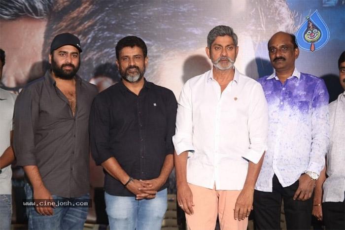 Aatagallu Movie Release Press Meet Details
