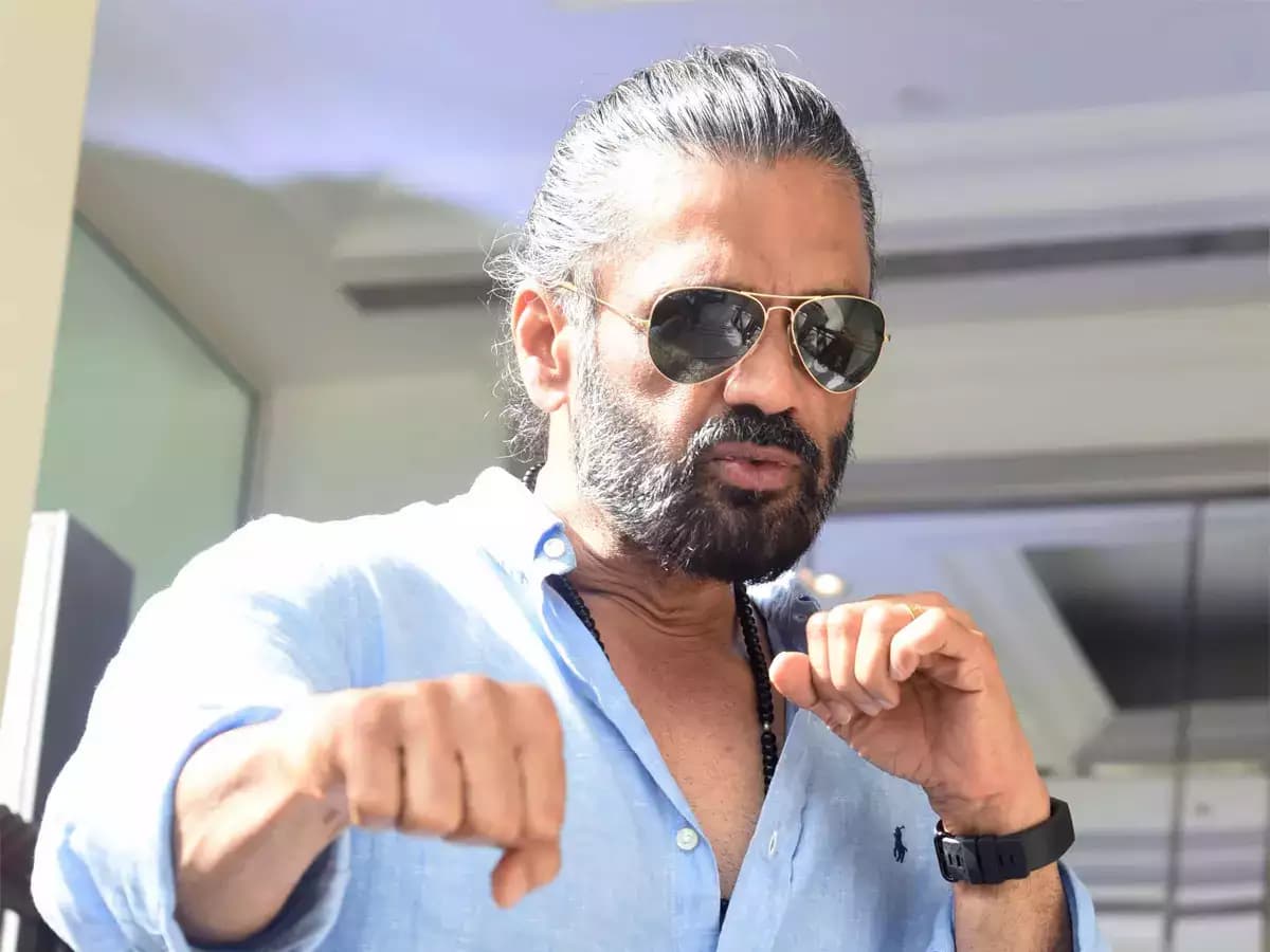 Accident for Bollywood actor in shooting